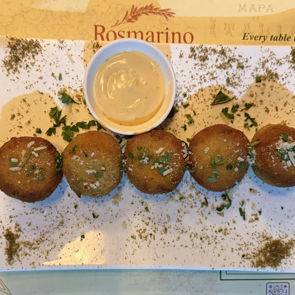 كورات البطاطا كرانشي - Crunchy Potato balls